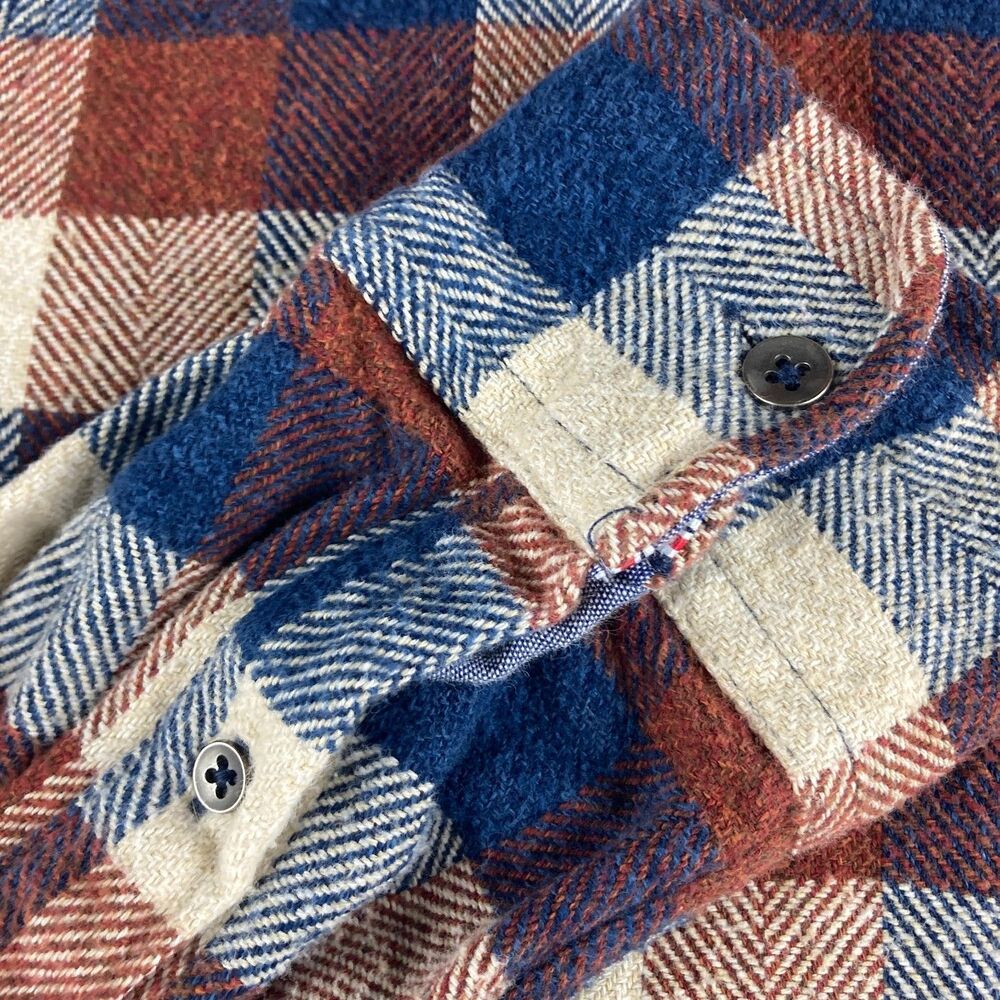 Flag & Anthem Men’s L Flannel Shirt Plaid Button Down Blue Brown - Picture 4 of 10